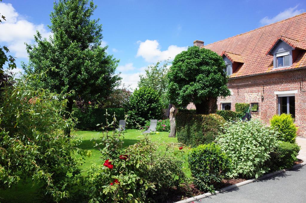 Les Charmilles Bed & Breakfast Hazebrouck Bagian luar foto